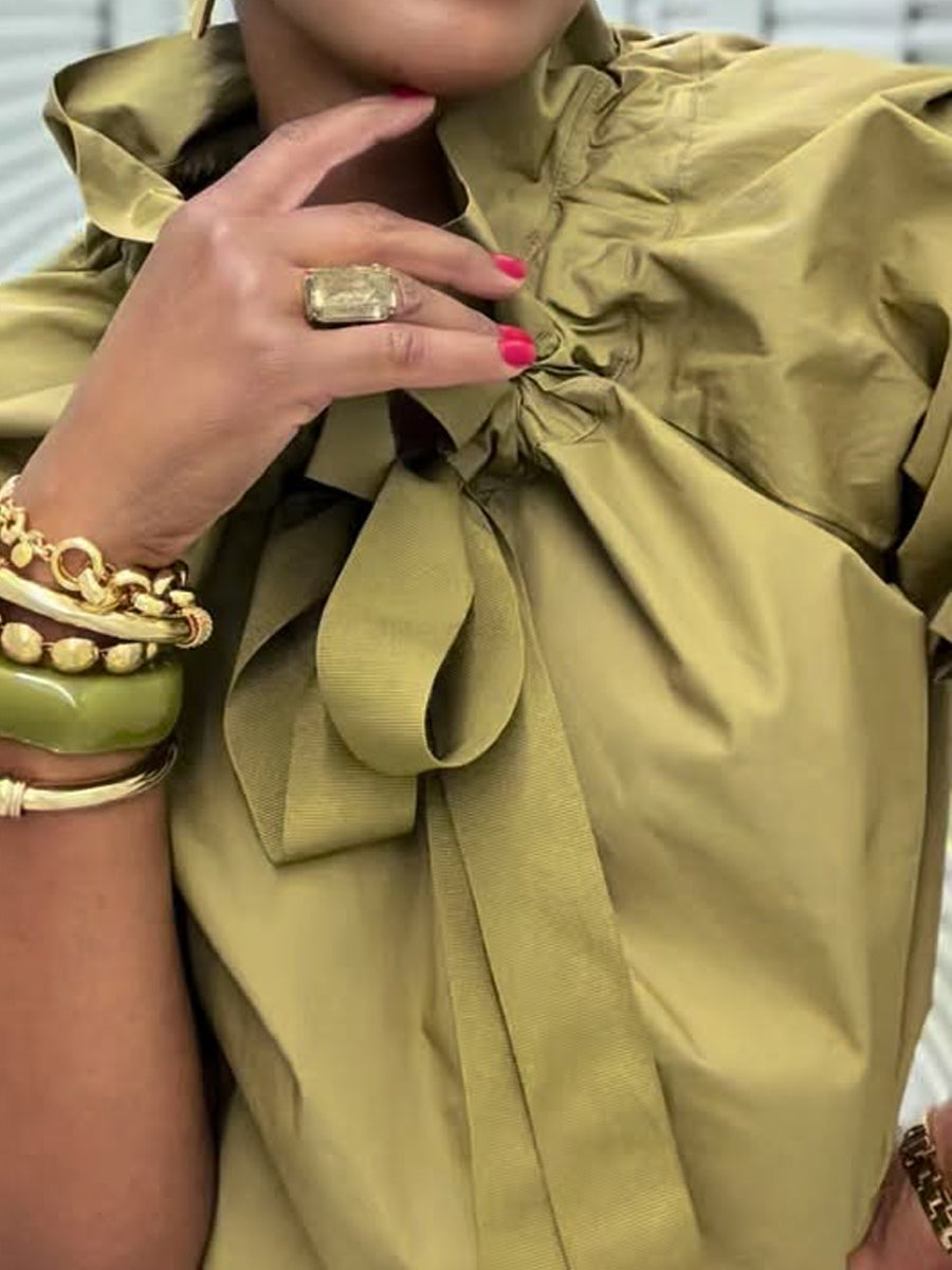 Ruffle Collar Lantern Sleeve Shirt
