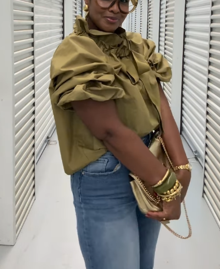 Ruffle Collar Lantern Sleeve Shirt