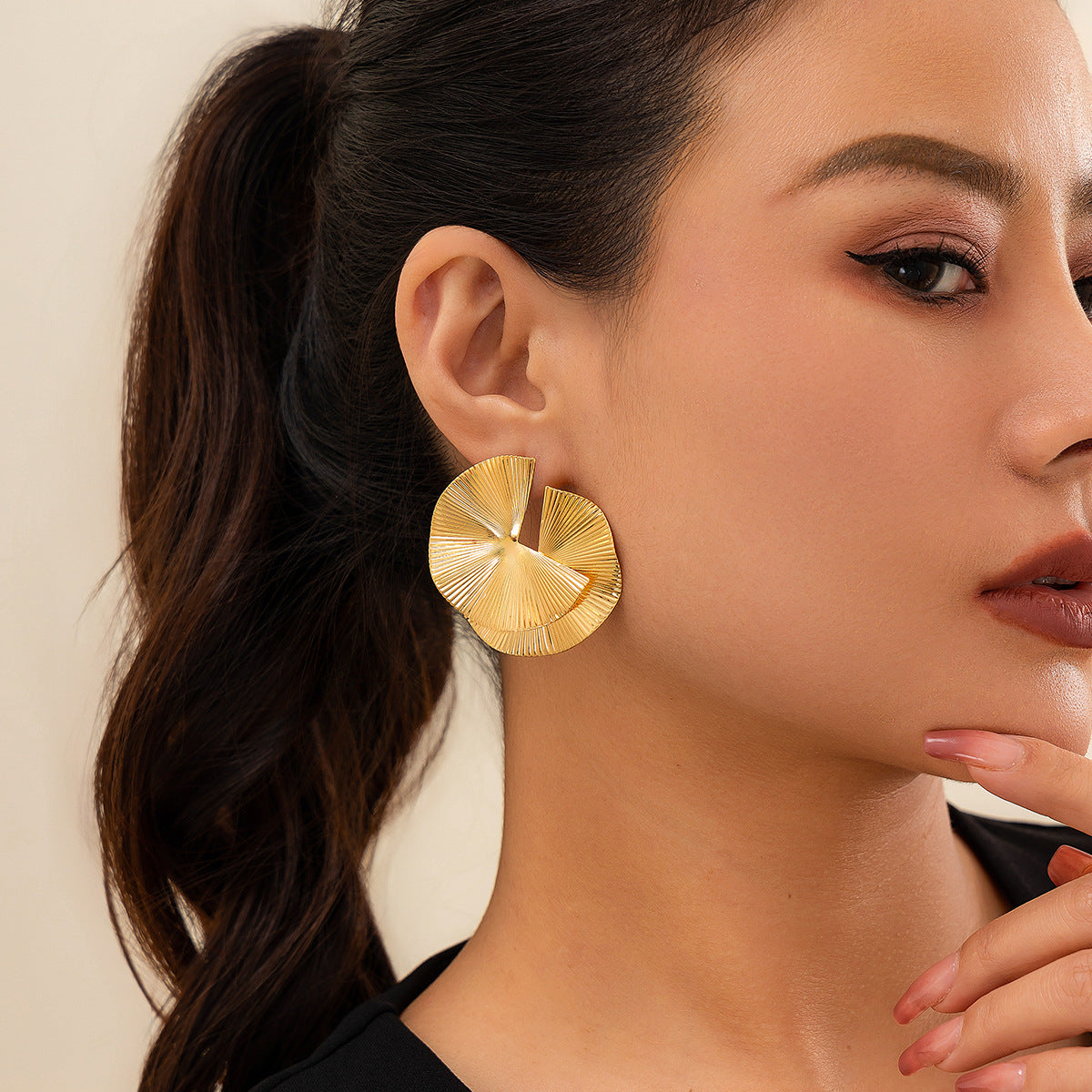 Ginkgo Leaf Metal Glossy Textured Earrings